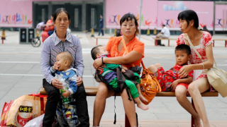 Çin, suç işleyen çocukların velilerini cezalandıracak