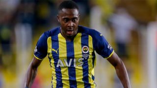Fenerbahçeli futbolcu Osayi Samuel'den hakemlere küfür
