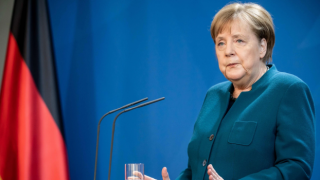 Merkel, Cumhurbaşkanı Erdoğan ile yapacağı görüşmede halefi Scholz'un olmasını istiyor