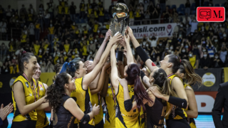 VakıfBank, Spor Toto Şampiyonlar Kupası'nı aldı