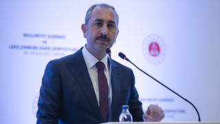 Adalet Bakanı Abdulhamit Gül: Hukuk önden yürüsün anlayışı içerisindeyiz