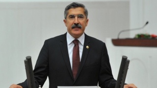 AK Parti'li Yayman'dan "sosyal medya" açıklaması