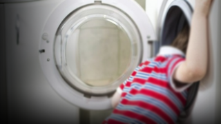 Çamaşır makinesine giren 5 yaşındaki çocuk hayatını kaybetti