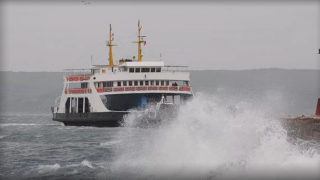 Ege Denizi'nde feribot seferleri iptal edildi!