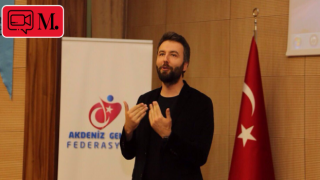 Gazeteci Mehmet Akif Ersoy, trafik kazası geçirdi