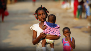Güney Afrika ülkesi Angola, sınırları kapatma kararı aldı
