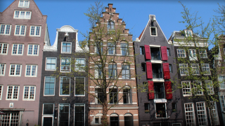 Hollanda'da yüksek kira fiyatları protesto edildi