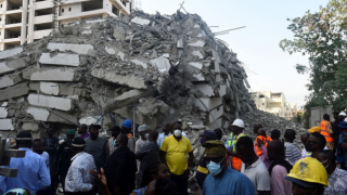Nijerya'da bina çökmesi sonucu ölenlerin sayısı 36'ya yükseldi