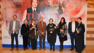 "Türkün Ateşle İmtihanı" tiyatroseverlerle buluşuyor
