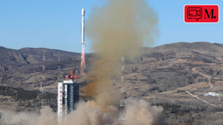 Çin, yeni uydusunu uzaya fırlattı