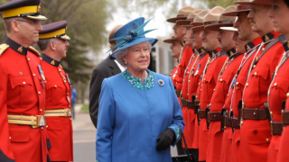 Kanadalılar, İngiliz monarşisinden ayrılmak istiyor
