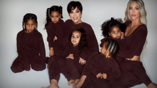 Kim Kardashian ve ailesi Noel'i evinde kutladı
