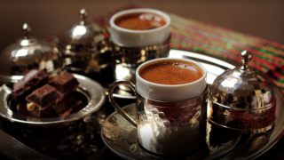 Bir Türk kahvesi ortalama 7 dakikada içiliyor