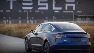 Tesla otomobillerine güvenlik soruşturması açıldı