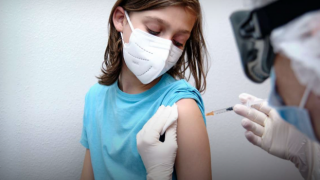 9-12 yaş arası çocuklar için Kovid-19 aşısı onaylandı