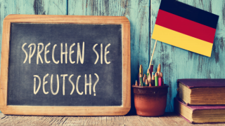 Almanca öğretmeni, porno yıldızı çıktı: Görevine son verildi