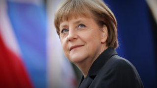 BM'den Angela Merkel'e 'iş teklifi'