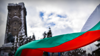 Bulgaristan, Kovid-19 'kırmızı listesine' 10 ülke ekledi
