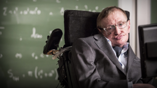 Google, Stephan Hawking'in doğum gününü unutmadı