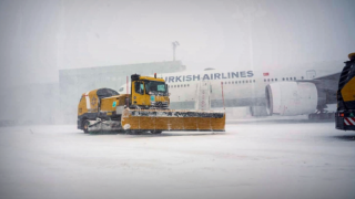 İstanbul Havalimanı'ndaki uçuşların başlama saati açıklandı