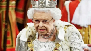 Kraliçe II. Elizabeth'in tahta geçişinin 70. "Platin yılı"