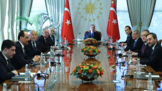 Cumhurbaşkanı Erdoğan, Aksakallar Konseyi Heyeti'ni kabul etti