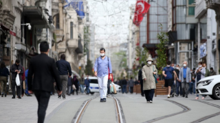 Koronavirüs vakaları İstanbul ve İzmir'de azaldı, Ankara'da arttı