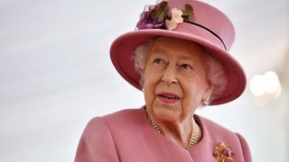 Kraliçe Elizabeth, Koronavirüs'e yakalandı