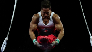 Milli sporcu İbrahim Çolak, Artistik Cimnastik Dünya Kupası'nda altın madalya kazandı
