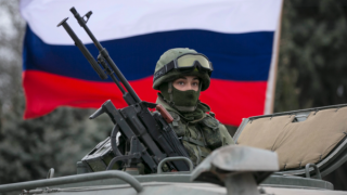 Rusya, Donestk ve Luhansk'a "barış gücü" gönderiyor