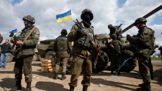 Rusya'yla kriz tırmanırken Ukrayna'dan OHAL kararı