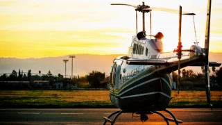Avustralya'da içinde 5 kişinin bulunduğu helikopter düştü