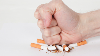 Danimarka, sigara satışını yasaklamayı değerlendiriyor