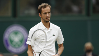 Dünya tenisinin 1 numarası Rus Medvedev için Wimbledon şartı