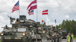 Letonya, ABD askerlerinin ülkede kalmasını istiyor