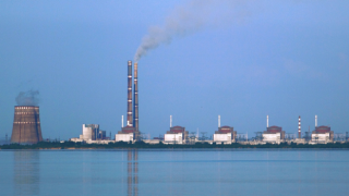 Rusya, Ukrayna'nın en büyük nükleer enerji santralini kuşattı