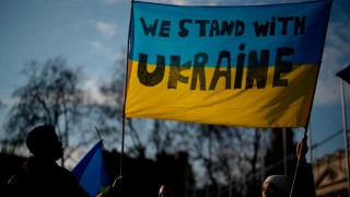 Rusya'da aktivistlerden savaşa hayır çağrısı
