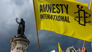 Uluslararası Af Örgütü, Türkiye'nin İstanbul Sözleşmesi'nden çekilmesini büyük bir kayıp olarak gösterdi