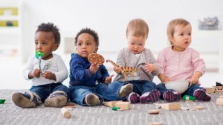 Bir grup bebek bir odaya kapatılıp büyütülürse hangi dili konuşurlar?
