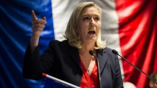 Fransa'da Le Pen, Macron arasındaki fark kapanıyor