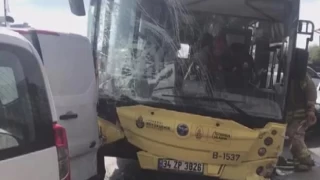 İETT otobüsü 6 araca çarptı: "Şoför kalp krizi geçirdi" iddiası
