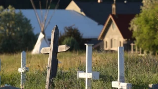 Kanada’da bir yatılı kilise okulunun bulunduğu bölgede 14 kayıt dışı mezar bulundu