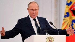 Putin: Ukrayna'ya müdahale etmeye çalışılırsa, yanıtımız yıldırım hızında olacak