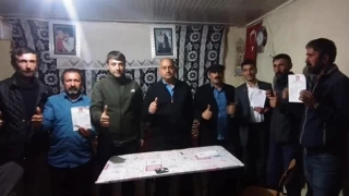 AK Parti'li 50 kişiden 'Yeniden Refah' Partisi'ne geçiş