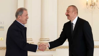 Bakan Akar, Aliyev ile görüştü