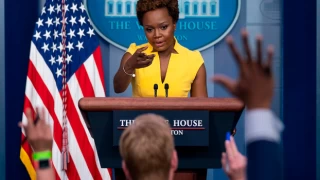 Beyaz Saray'ın ilk siyahi kadın sözcüsü
