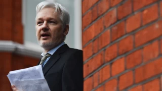 Britanya İçişleri Bakanı'na "Assange'ı ABD'ye iade etmeyin" çağrısı