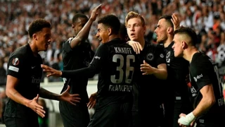 Eintracht Frankfurt, UEFA Avrupa Ligi'nde finale yükselen diğer takım