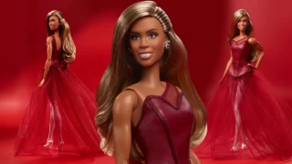 İlk trans Barbie bebek üretildi