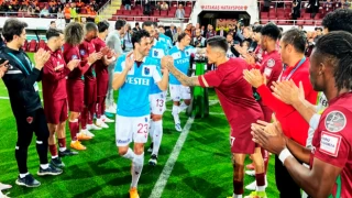 Şampiyon Trabzonspor, Hatayspor ile berabere kaldı